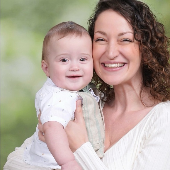 Meet your Posher, Jocelyn - Picture 1 of 1